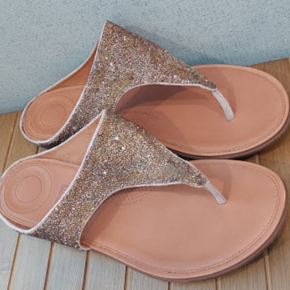 FitFlop Women's Size 9 Gold Banda Crystal Thong Sandals Metallic Avant Garde